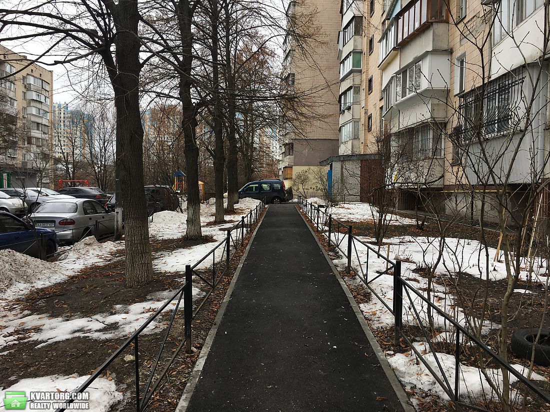 Sell 1-room apartment. Киев,  Новомостицкая — photo 10