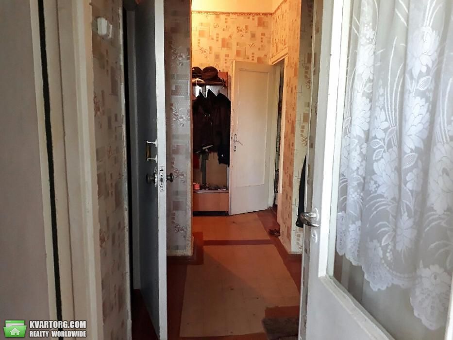 Sell 4-room apartment. Киев,  Петровского — photo 3