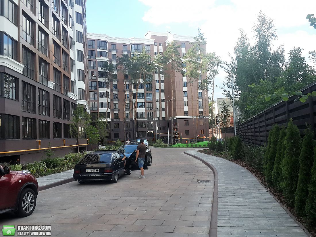 Rent out 2-room apartment. Киев,  Большая Окружная — photo 2