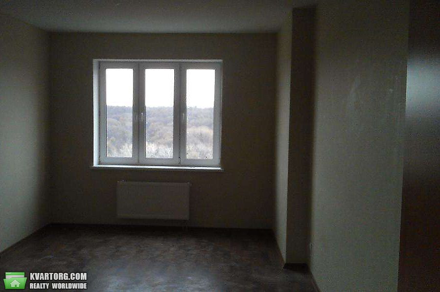 Sell 3-room apartment. Киев,  Петропавловская — photo 1