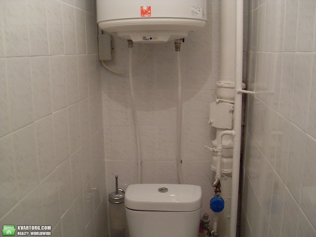 Rent out 2-room apartment. Киев, Виктора Ярмолы — photo 9