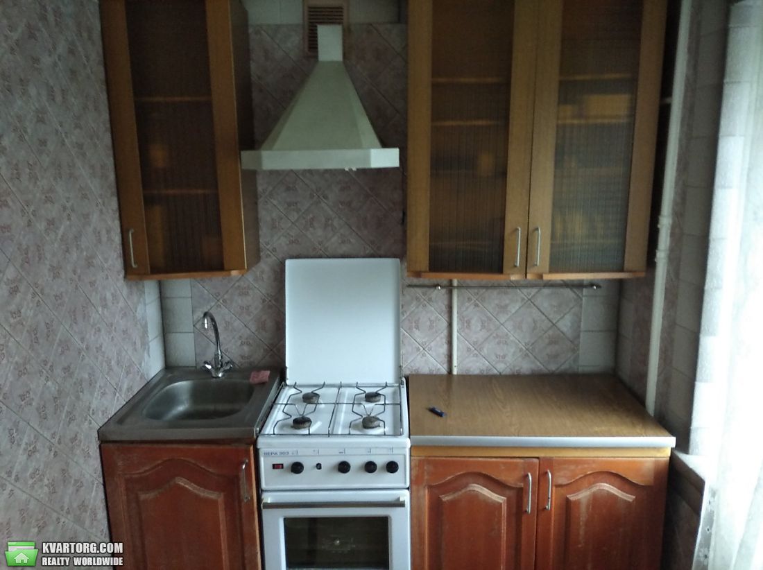 Sell 2-room apartment. Киев,  Миропольская — photo 1