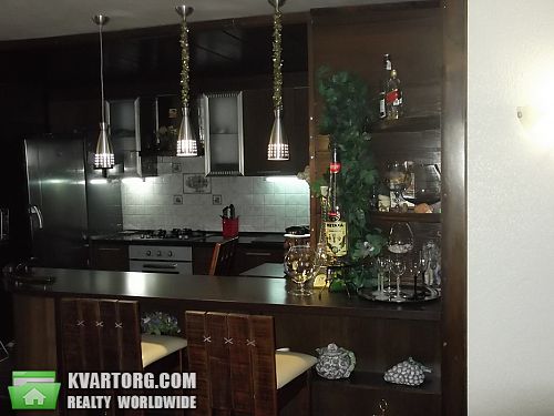 Rent out 3-room apartment. Днепропетровск, Победа 5 — photo 2
