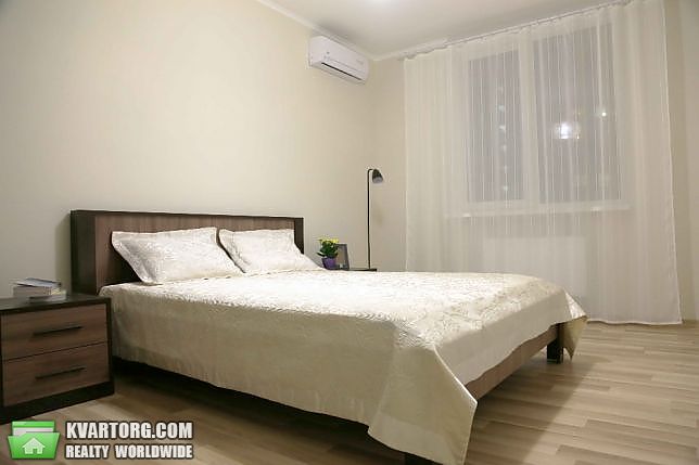 Rent out 2-room apartment. Киев,  Ломоносова — photo 3