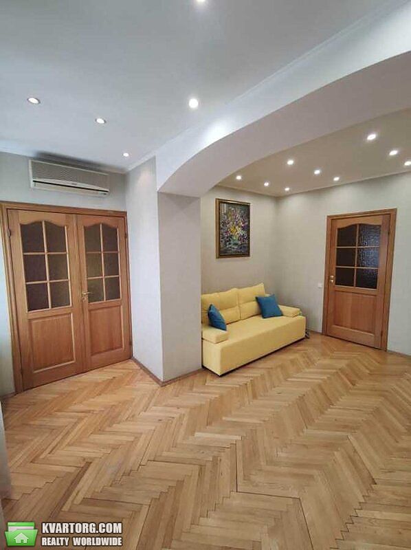 Sell 4-room apartment. Киев,  Антоновича — photo 8