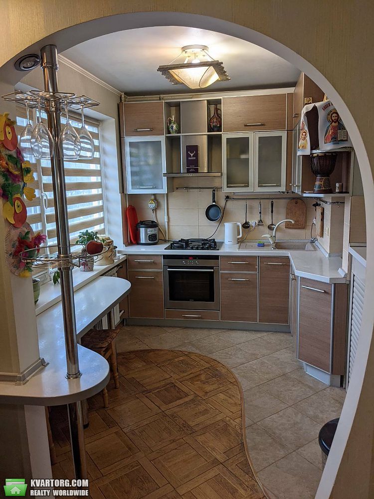Sell 3-room apartment. Киев,  Приречная — photo 1