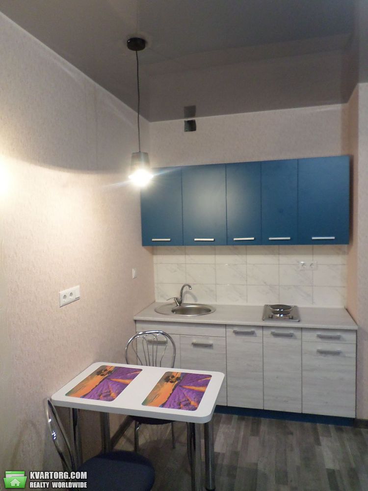 Rent out 1-room apartment. Киев,  Лабораторный пер — photo 1