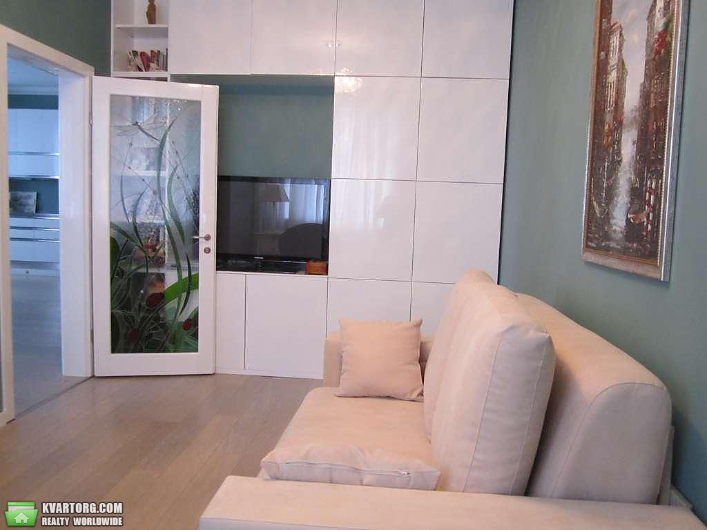 Rent out 3-room apartment. Киев,  Антоновича — photo 6