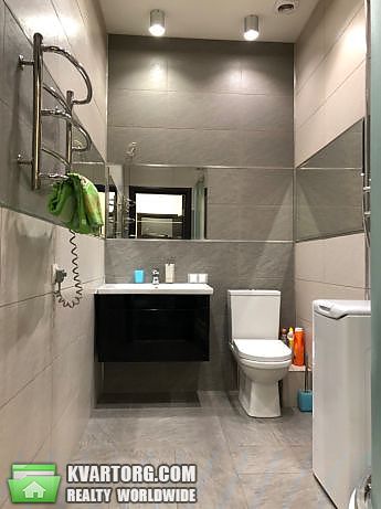 Rent out 1-room apartment. Киев,  Жилянская — photo 9