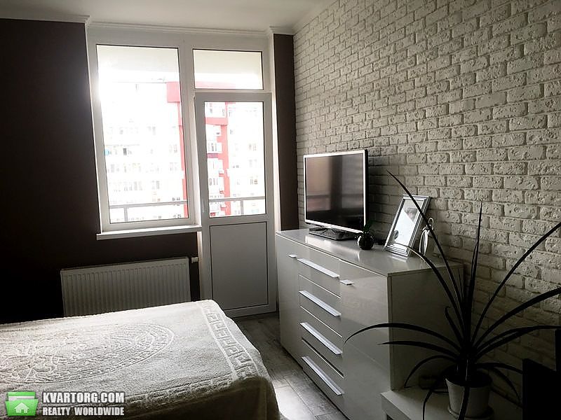 Sell 2-room apartment. Киев,  Ломоносова — photo 3