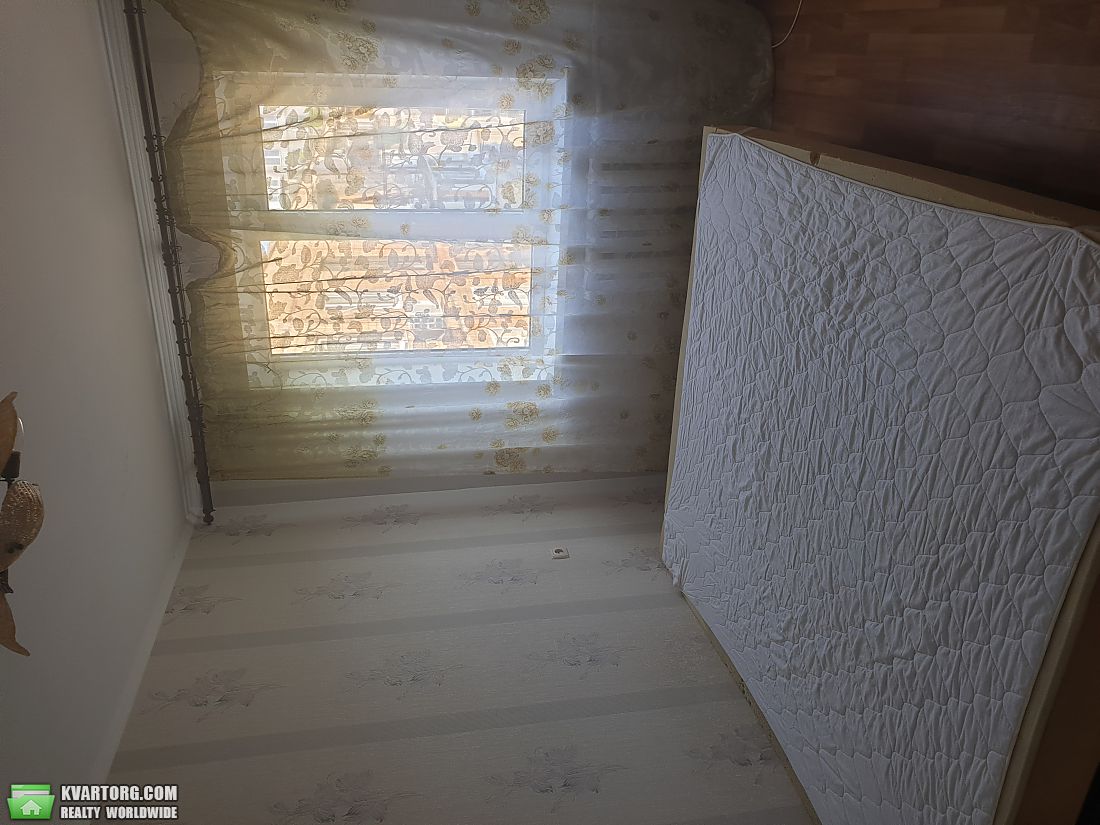 Rent out 4-room apartment. Харьков, салтовское шоссе — photo 4