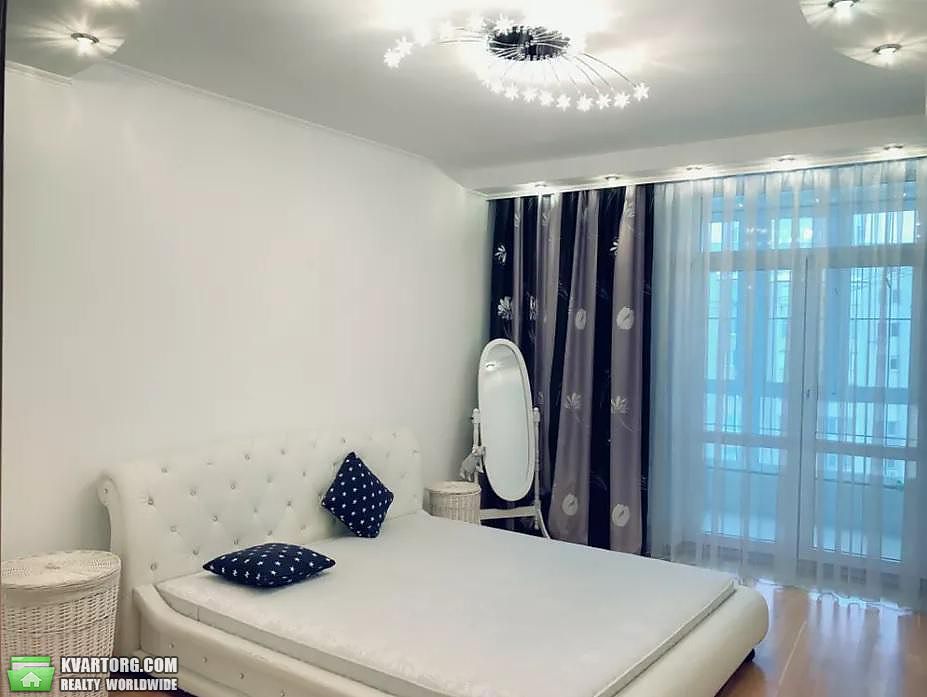 Rent out 3-room apartment. Киев, Шептицкого — photo 4