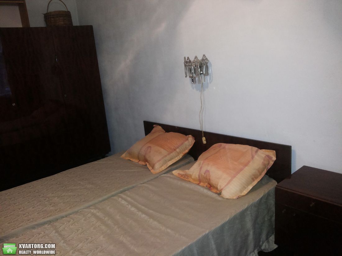 Rent out 2-room apartment. Киев,  Ижакевича — photo 9