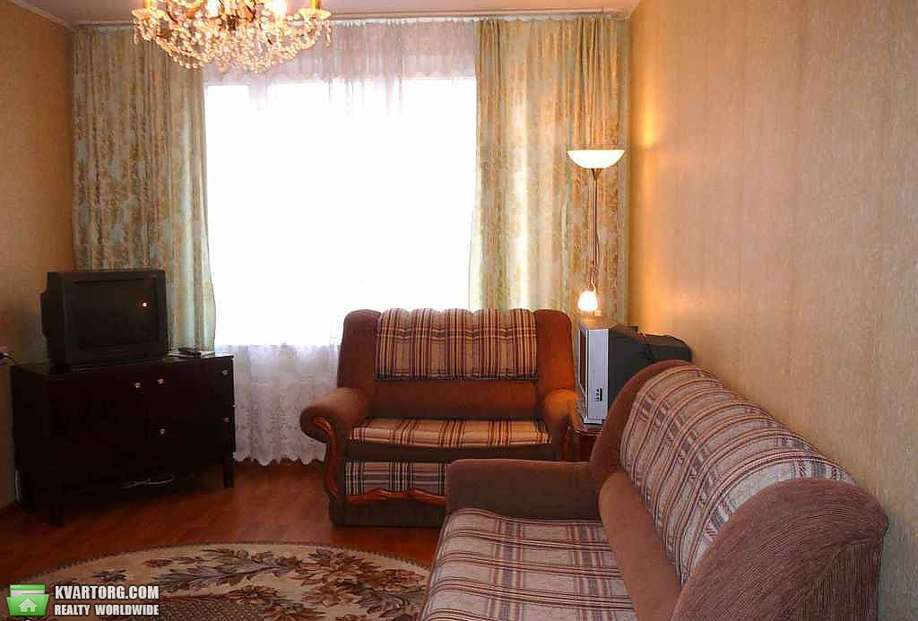 Rent out 1-room apartment. Киев,  Якира — photo 1