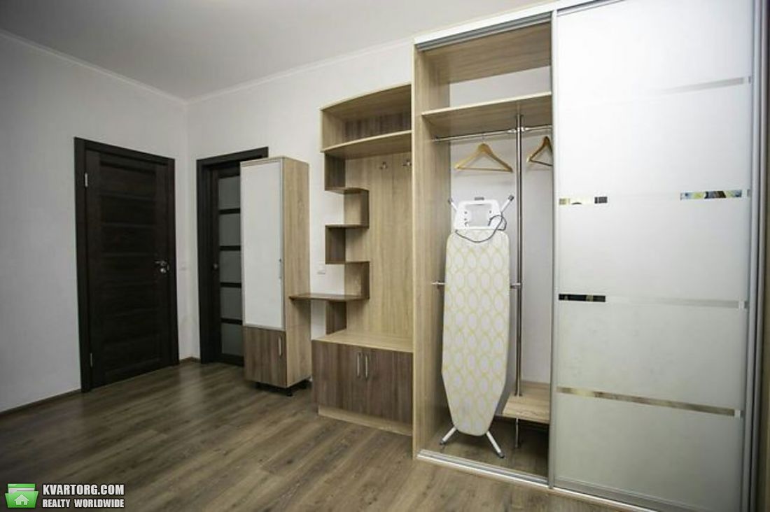 Sell 3-room apartment. Киев,  Победы пр — photo 3