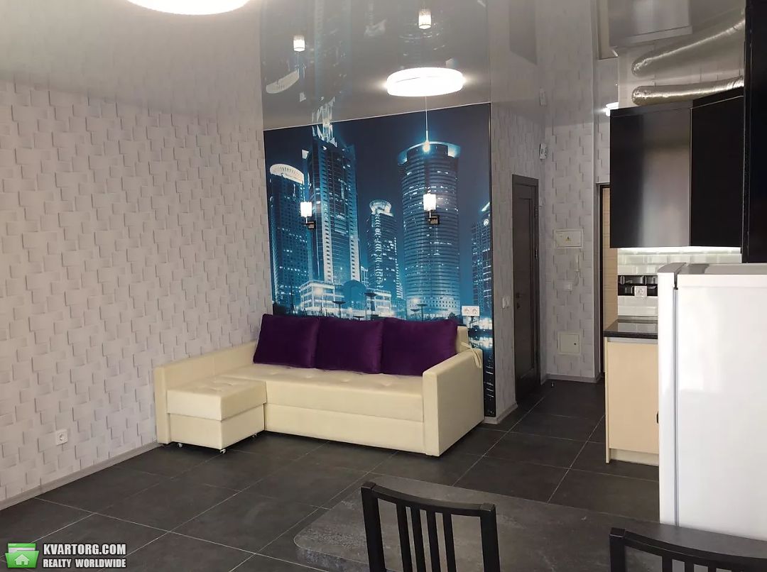Rent out 1-room apartment. Киев, Регенераторна — photo 2
