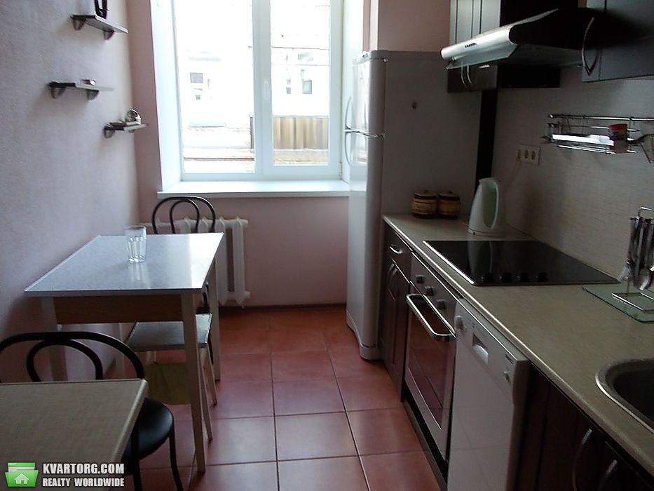 Sell 3-room apartment. Киев,  Владимирская — photo 1