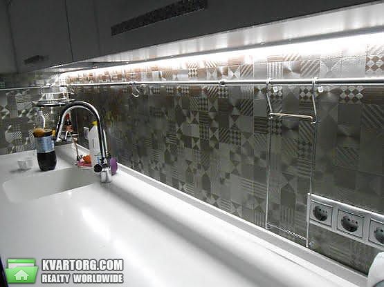 Sell 3-room apartment. Киев,  Урловская — photo 1