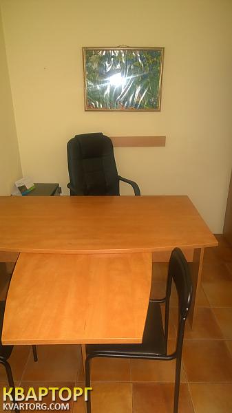 Sell office. Киев, Богдана Хмельницкого — photo 1