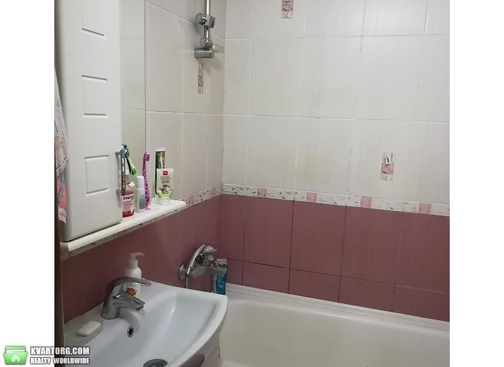 Sell 2-room apartment. Киев,  Драгомирова — photo 4