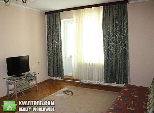 Sell 3-room apartment. Киев, Комарова — photo 2