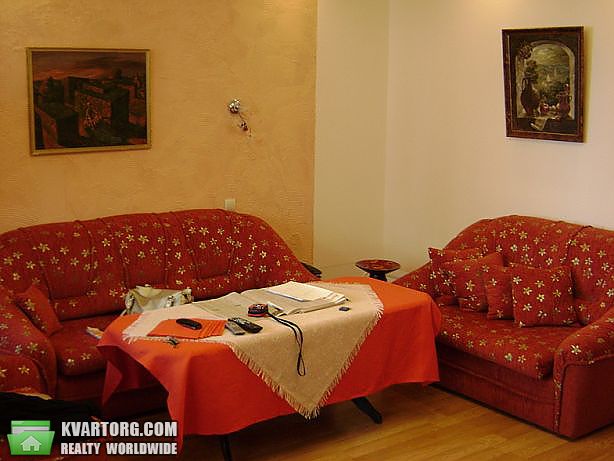 Rent out 2-room apartment. Киев, Старонаводницкая — photo 3