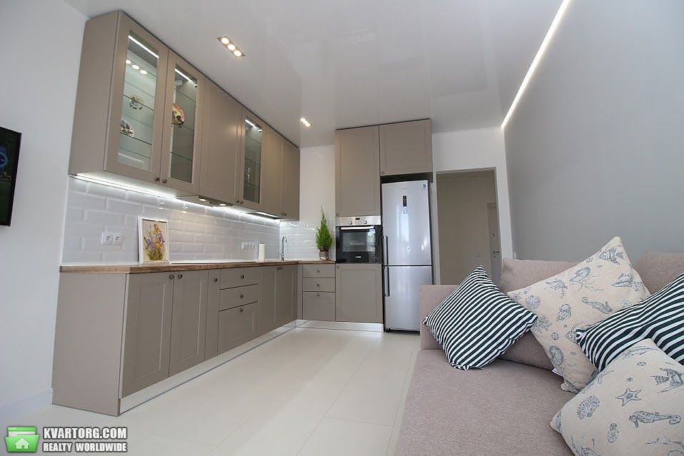 Sell 2-room apartment. Киев,  Драгоманова — photo 1