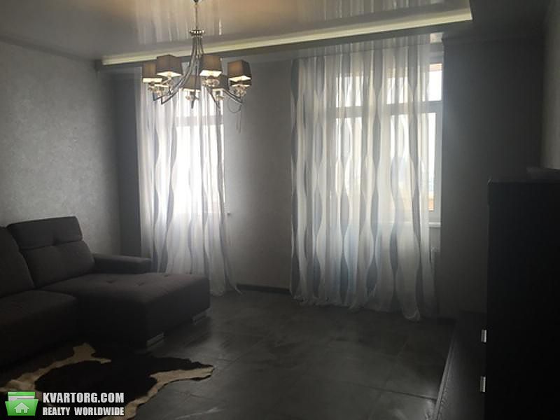 Rent out 1-room apartment. Киев,  Златоустовская — photo 4