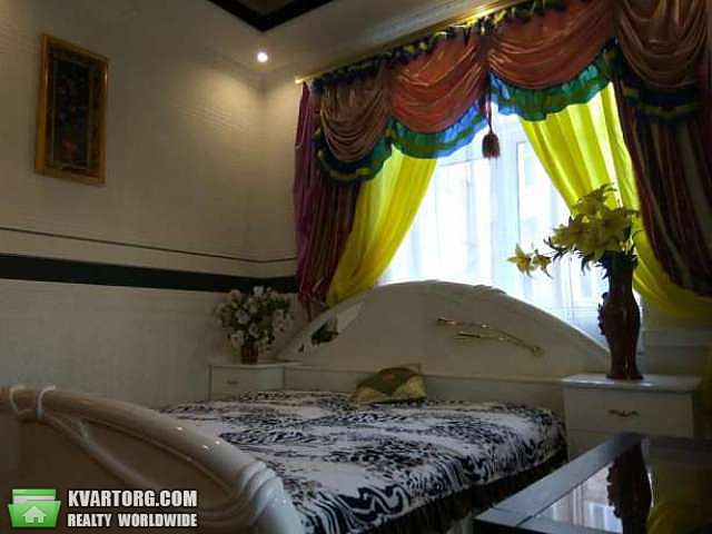 Rent out 1-room apartment. Киев,  Золотоворотская — photo 1