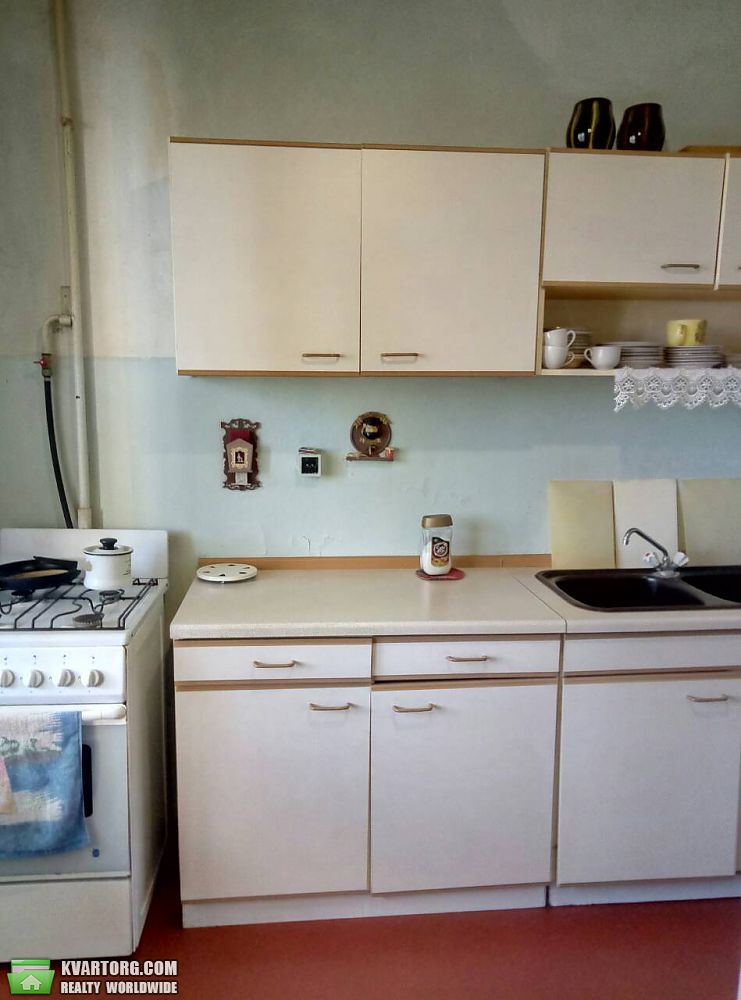 Rent out 1-room apartment. Киев, Драйзера — photo 3