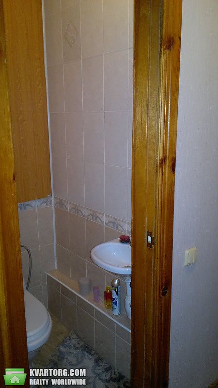 Rent out 2-room apartment. Киев, Окипной Раисы — photo 5