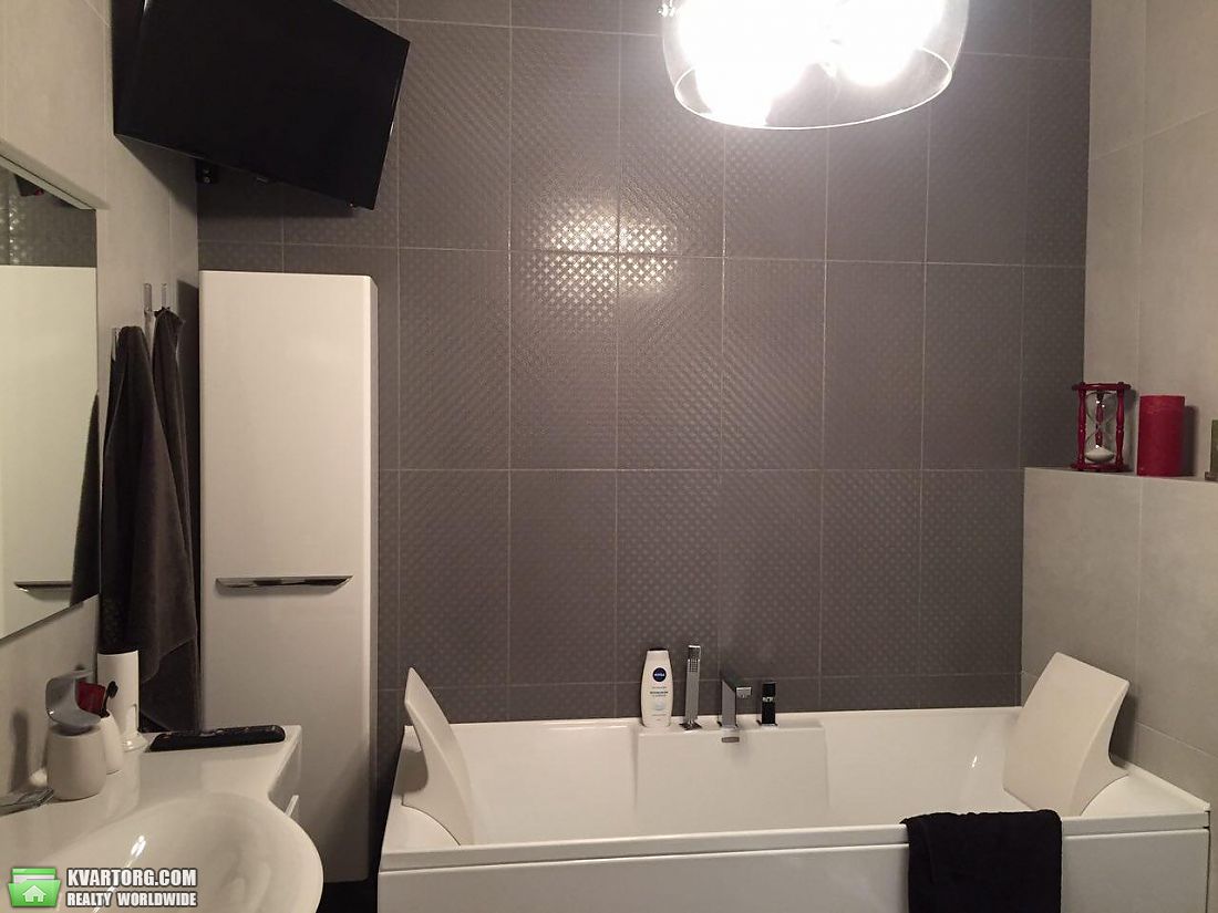 Rent out 3-room apartment. Киев, новоселицкая — photo 7