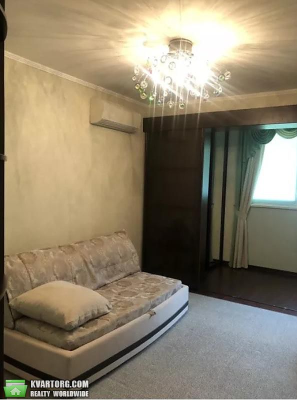 Rent out 3-room apartment. Киев,  Срибнокильская — photo 2