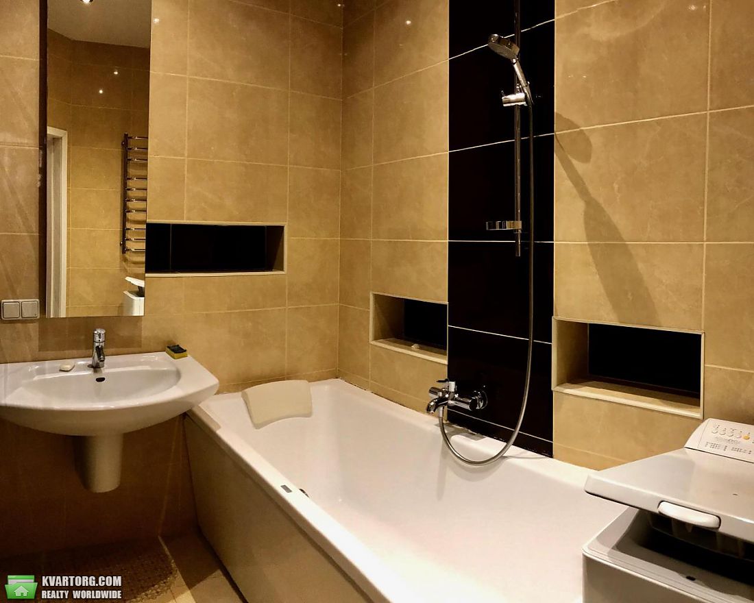 Rent out 3-room apartment. Киев, Шептицкого — photo 7