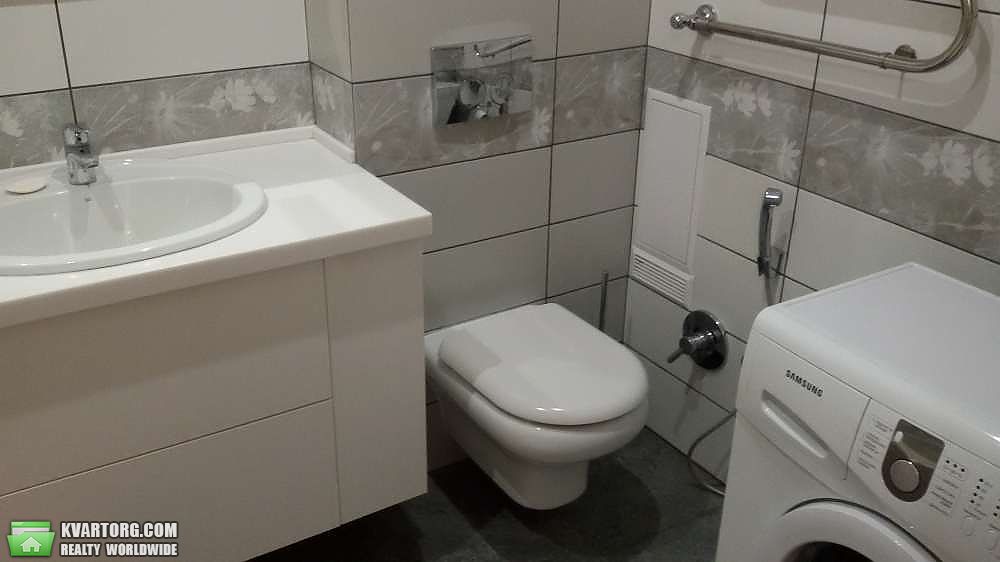 Rent out 1-room apartment. Киев, Драгоманова — photo 4