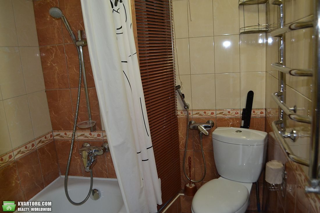 Rent out 2-room apartment. Киев, проспект Победы — photo 1