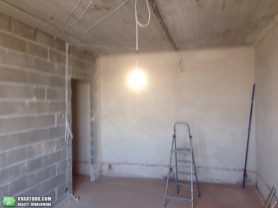 Sell 2-room apartment. Киев,  Комбинатная — photo 4