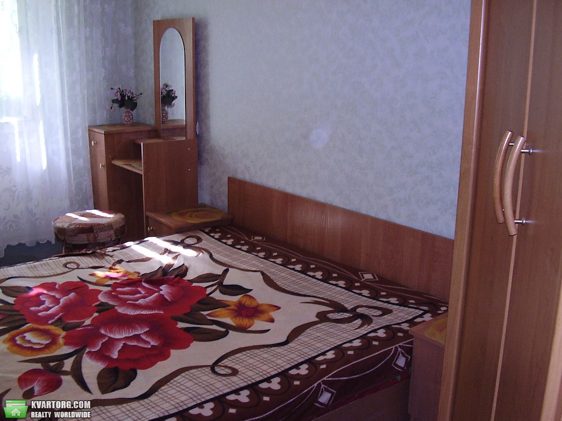 Rent out 3-room apartment. Одесса, Сегедская — photo 1