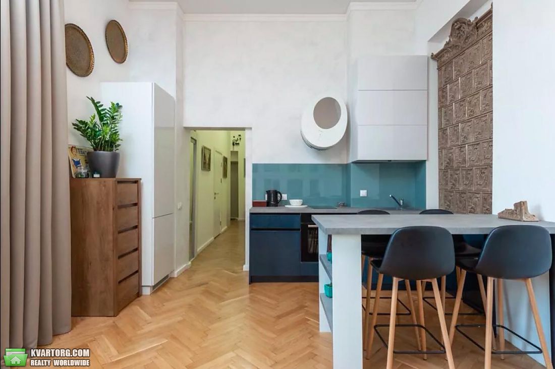 Rent out 2-room apartment. Киев,  Ярославов Вал — photo 2