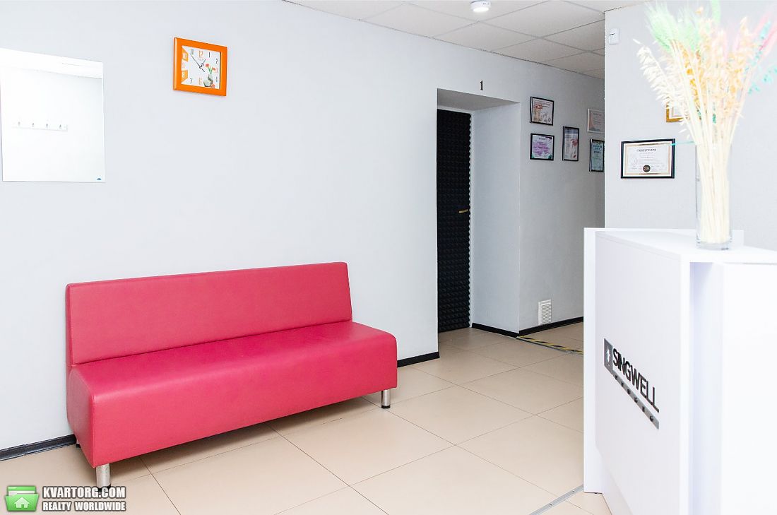 Sell office. Киев,  Чешская — photo 1