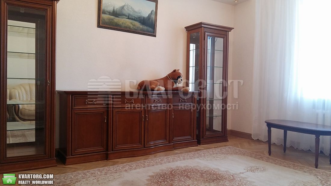 Rent out 3-room apartment. Киев,  Круглоуниверситетская — photo 3