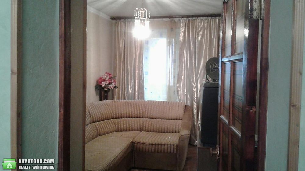 Sell 3-room apartment. Киев,  Почайнинская — photo 2