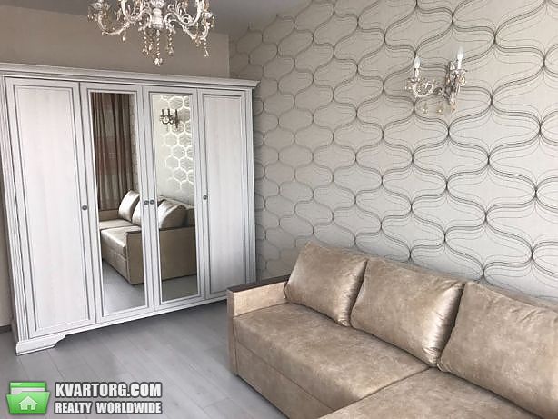 Rent out 2-room apartment. Одесса, Каманина — photo 5
