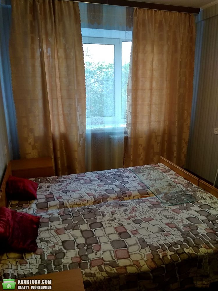 Rent out 2-room apartment. Киев,  Гусовского — photo 2