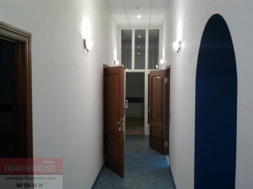 Rent out office. Киев, Панаса Мирного — photo 1
