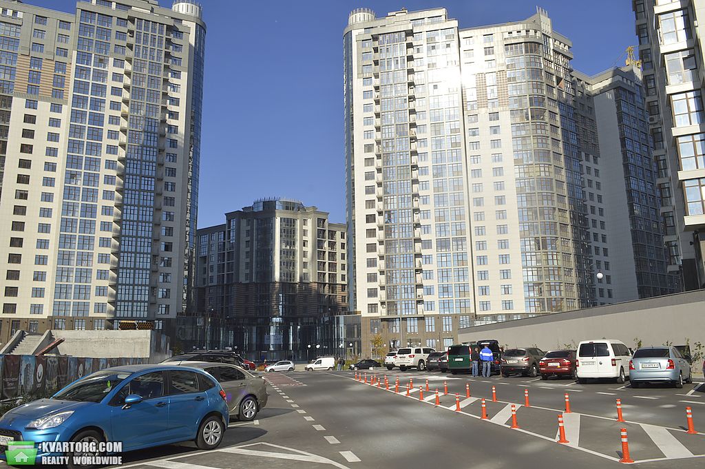 Sell 3-room apartment. Киев,  Драгомирова — photo 3