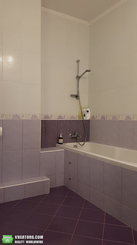 Rent out 1-room apartment. Киев, Княжий Затон ул. — photo 4