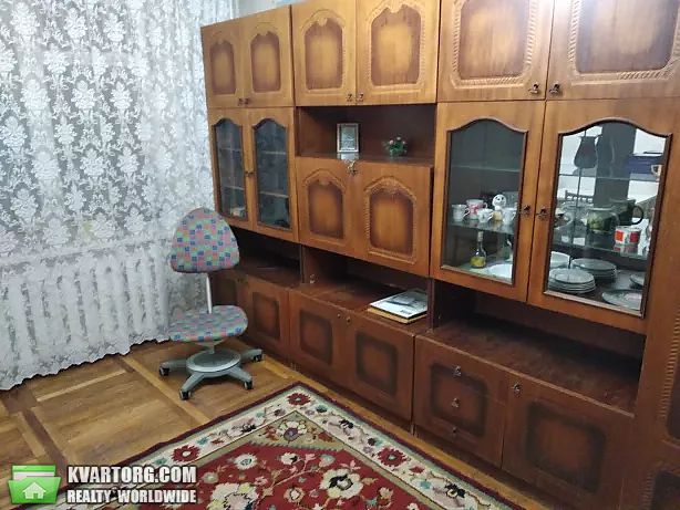 Rent out 1-room apartment. Киев,  Зодчих — photo 1