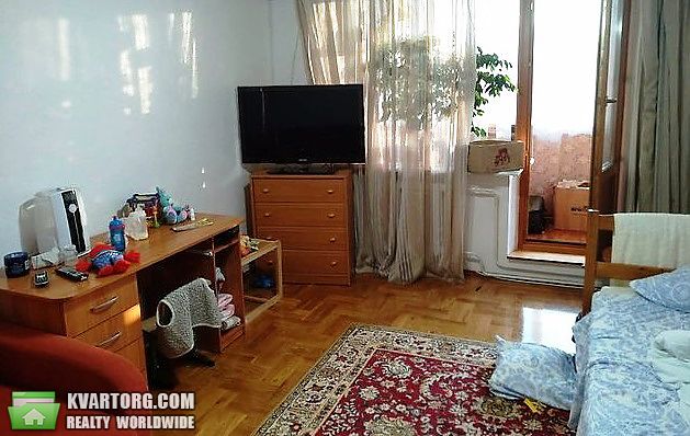 Sell 2-room apartment. Киев,  Курская — photo 2