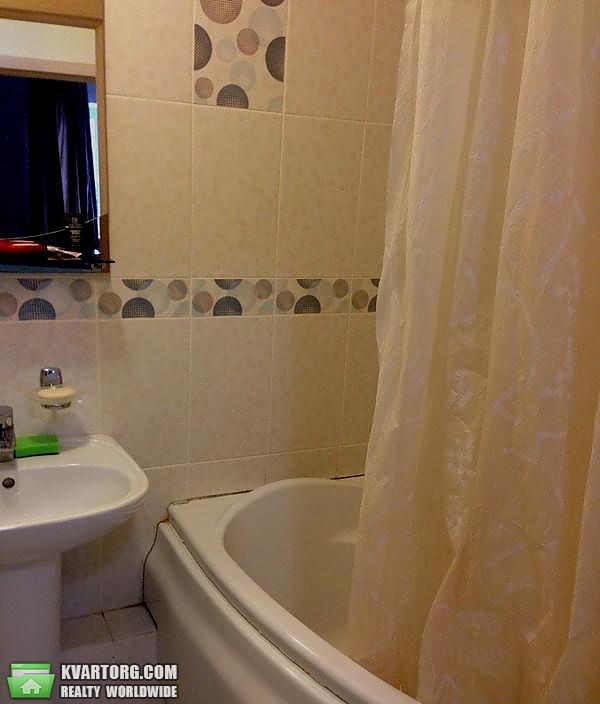 Rent out 2-room apartment. Киев,  Черновола — photo 6